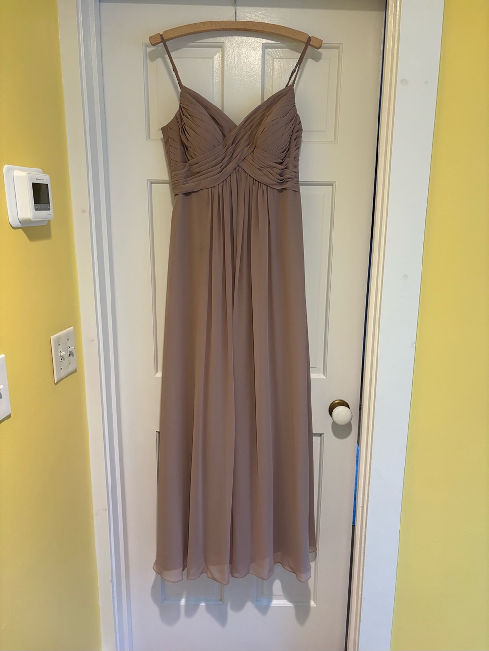 Azazie Shannon Dress in Taupe Size A8